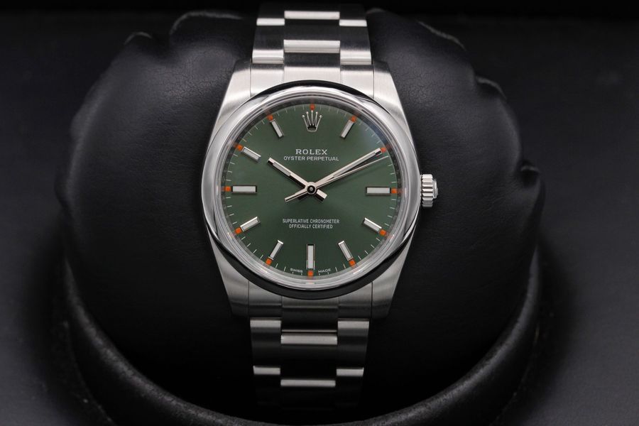 Rolex Oyster Perpetual 114200